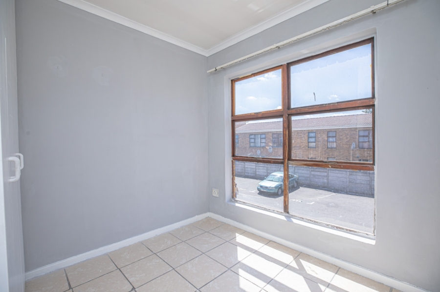 To Let 2 Bedroom Property for Rent in Ferndale Western Cape